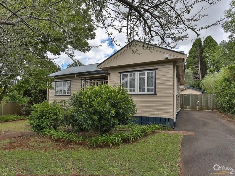 31 Long Street, Rangeville QLD 4350