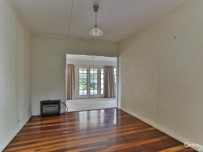 31 Long Street, Rangeville QLD 4350