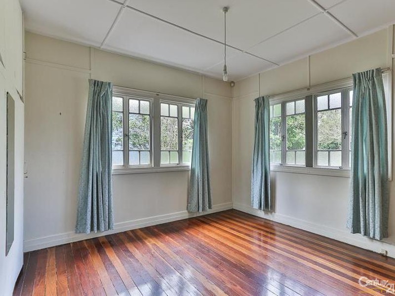 31 Long Street, Rangeville QLD 4350