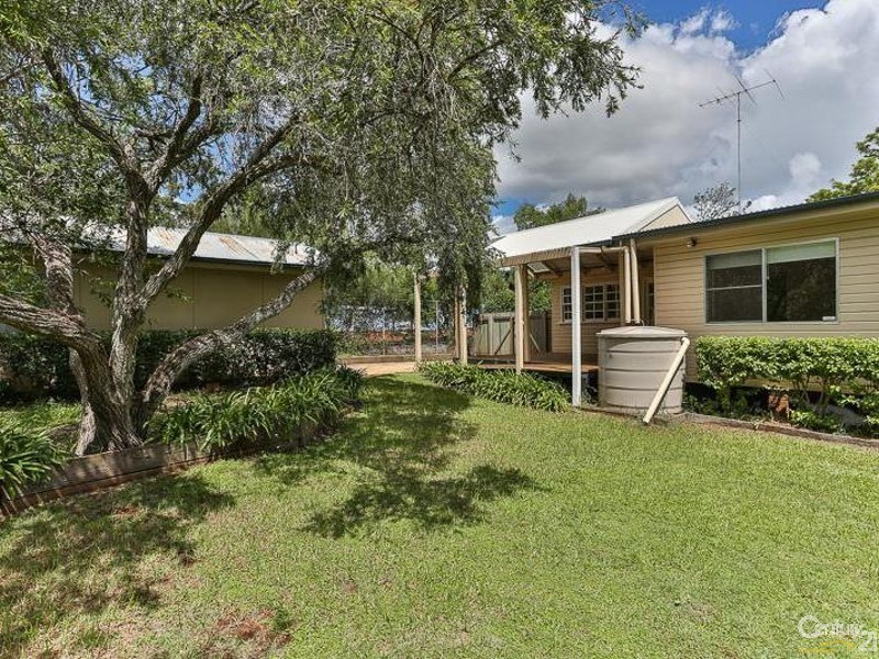 31 Long Street, Rangeville QLD 4350