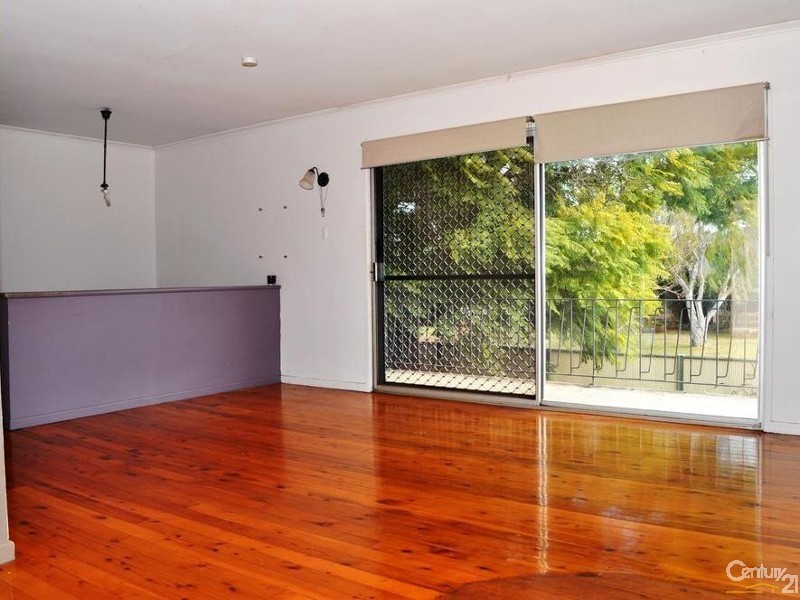 34 Paradise Street, Harristown QLD 4350