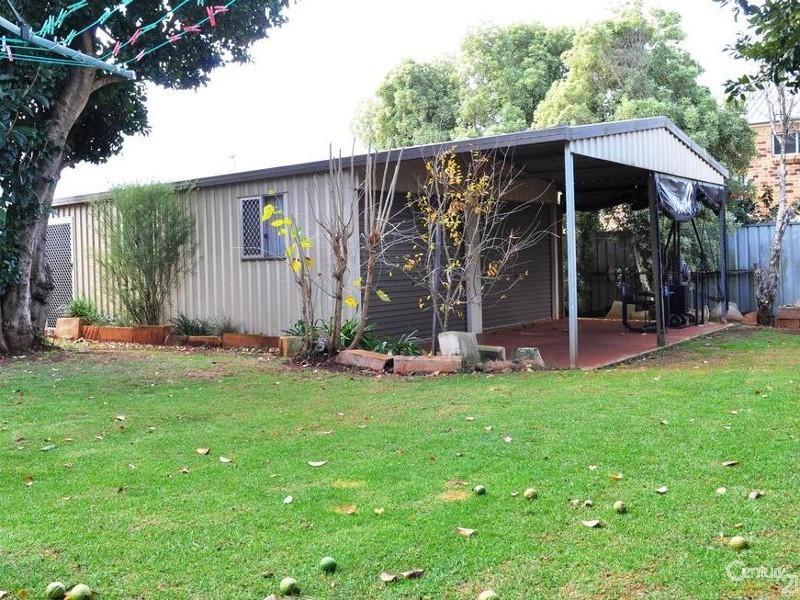 34 Paradise Street, Harristown QLD 4350