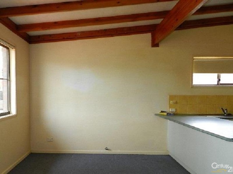 1/5  Amanda Drive, Centenary Heights QLD 4350