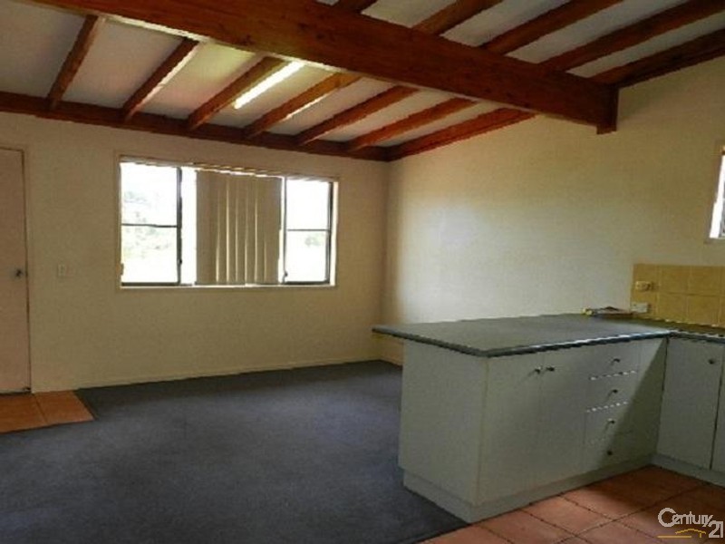 1/5  Amanda Drive, Centenary Heights QLD 4350