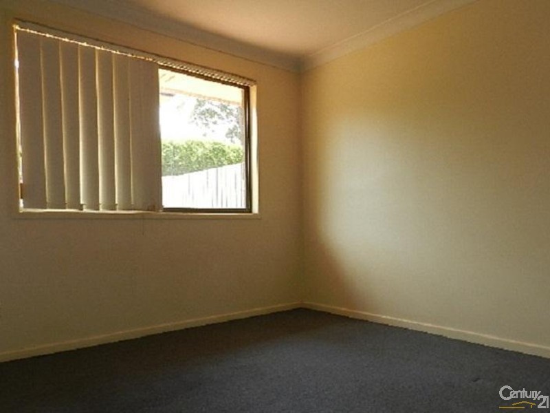 1/5  Amanda Drive, Centenary Heights QLD 4350