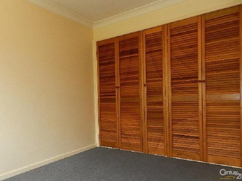 1/5  Amanda Drive, Centenary Heights QLD 4350