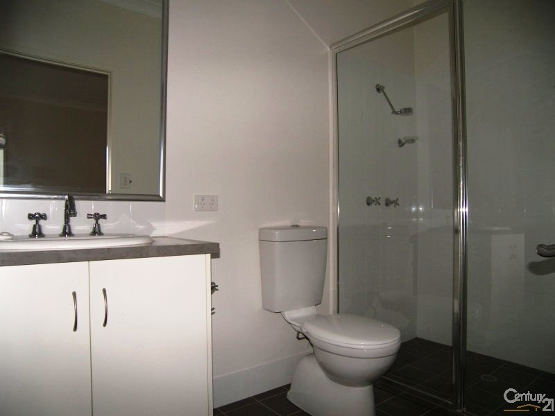 1/46 Gordon Avenue, Newtown QLD 4350