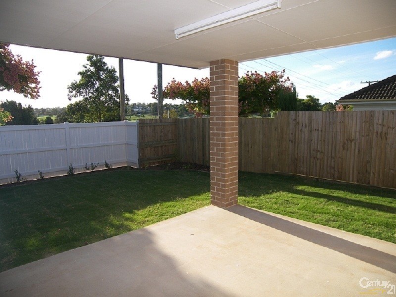 1/46 Gordon Avenue, Newtown QLD 4350