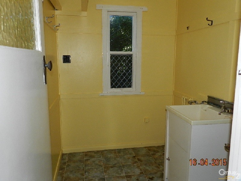 3 Beelbee, Harristown QLD 4350