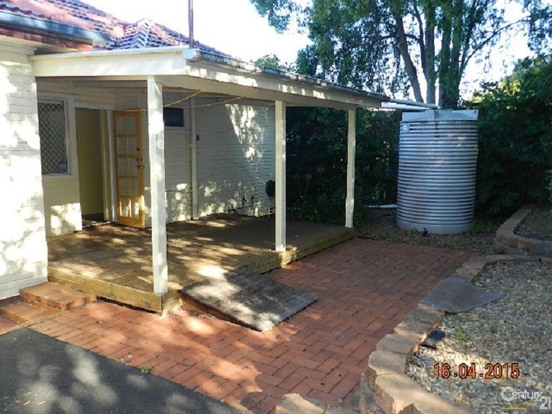 3 Beelbee, Harristown QLD 4350