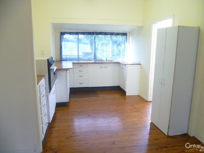 1 Fanny Street, Newtown QLD 4350