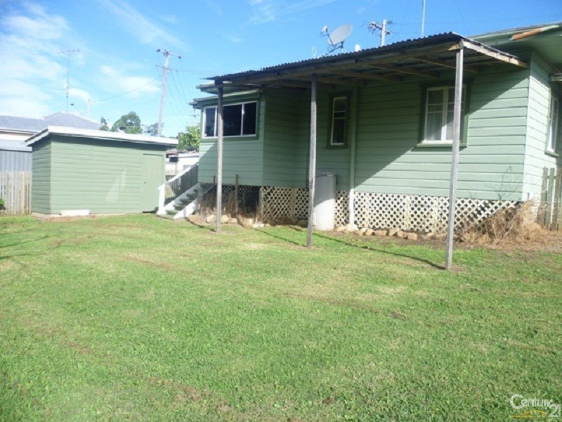 1 Fanny Street, Newtown QLD 4350