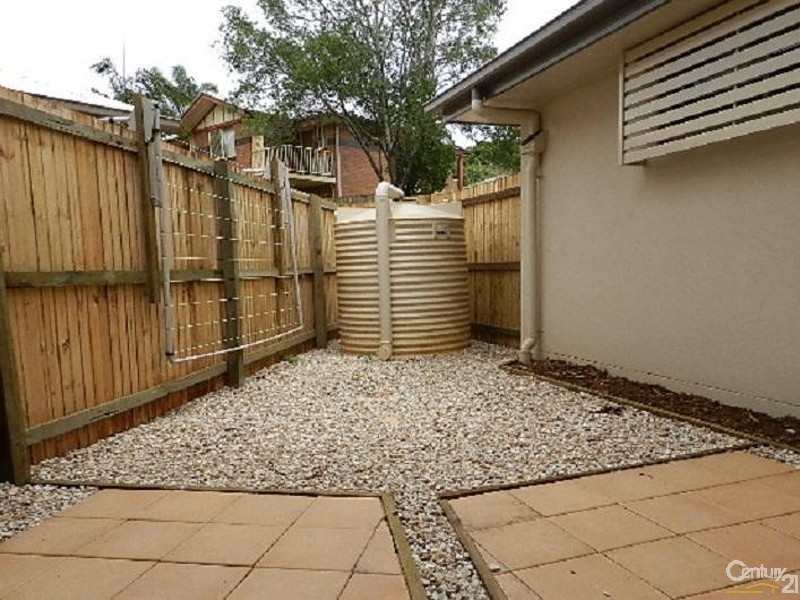 17/16 Anzac Avenue, Newtown QLD 4350