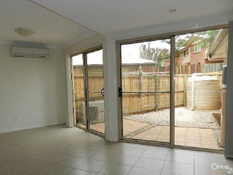 17/16 Anzac Avenue, Newtown QLD 4350