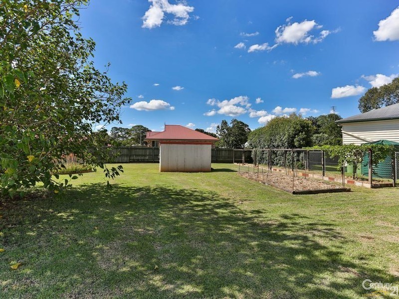 15a Buckland Street, Harristown QLD 4350
