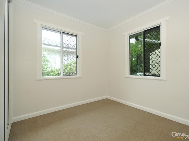 17 Bingara Street, Mount Lofty QLD 4350