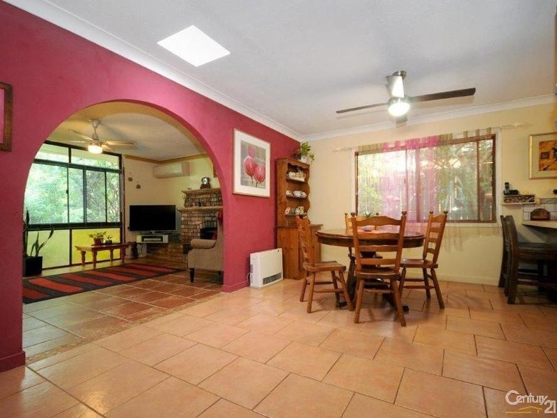 8 Clewley Crescent, Rangeville QLD 4350