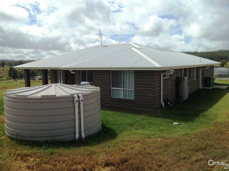 19 Willis Road, Meringandan West QLD 4352