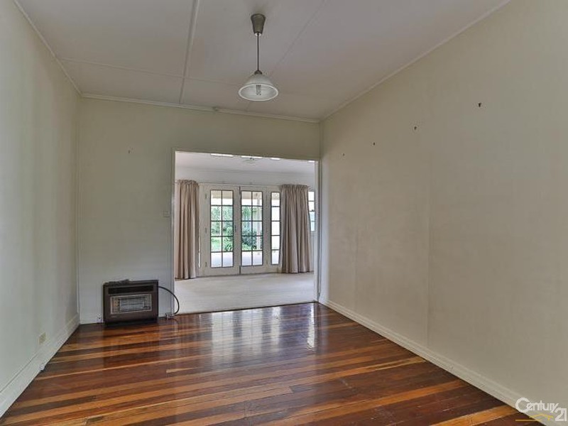 31  Long Street, Rangeville QLD 4350