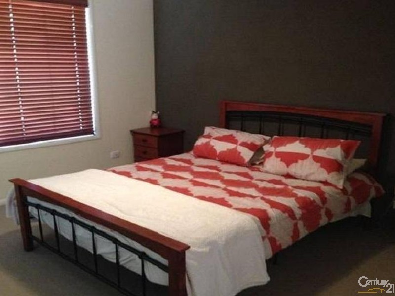 14 Willowburn Drive, Rockville QLD 4350