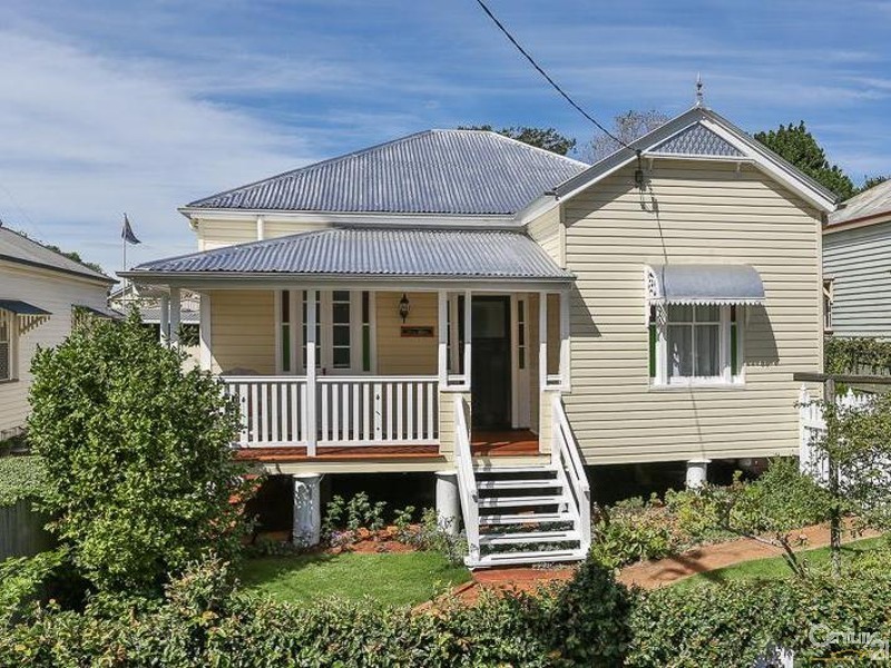 112 Neil Street, South Toowoomba QLD 4350