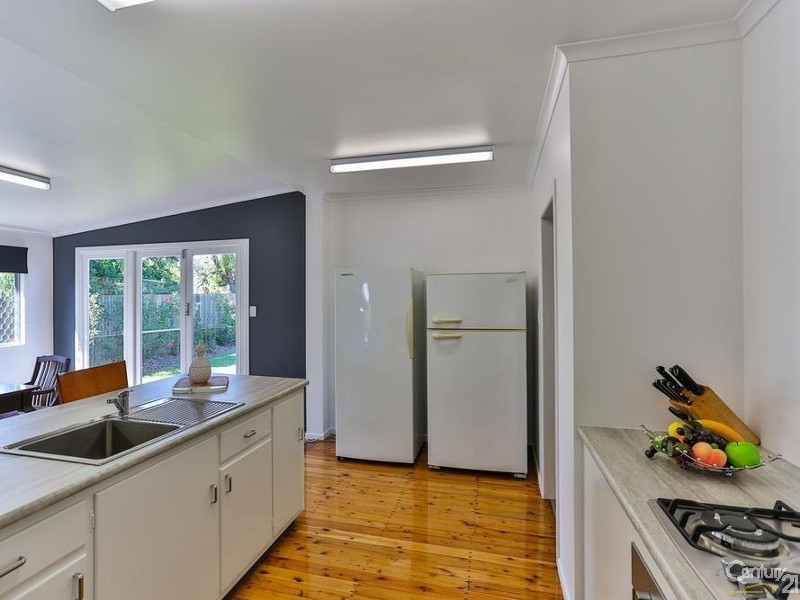 8 Wilfred Street, Harristown QLD 4350