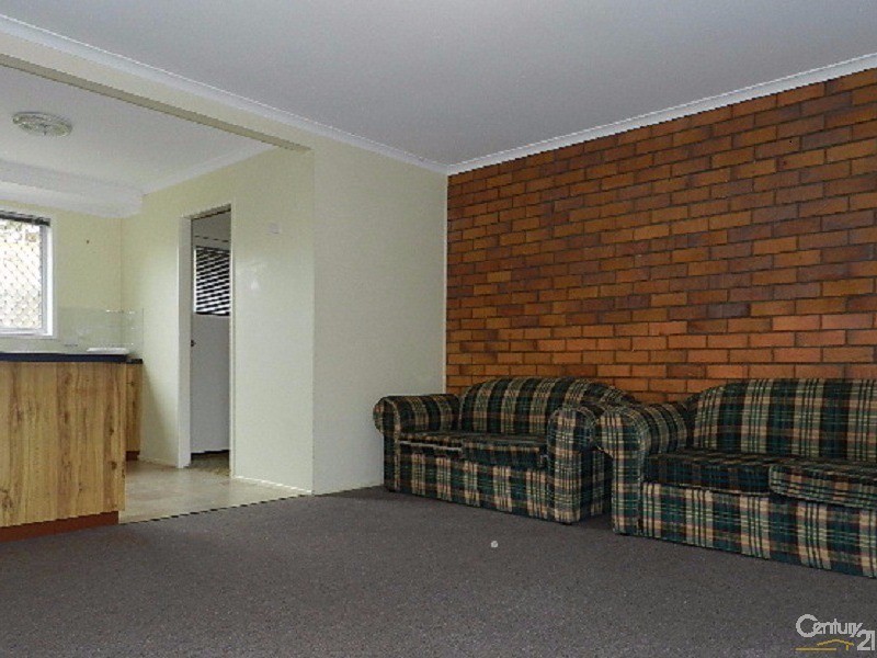 1/5  Diane Court, Centenary Heights QLD 4350