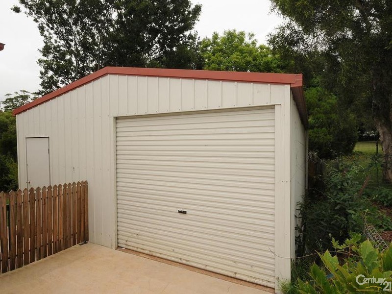 20 Norah Street, Centenary Heights QLD 4350