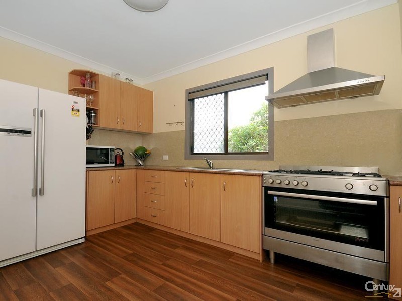 20 Norah Street, Centenary Heights QLD 4350