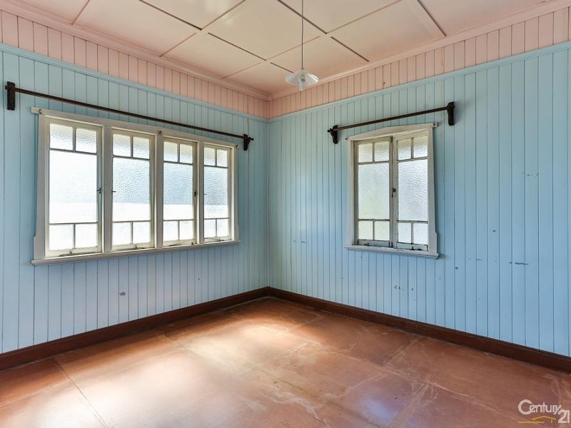 10 Aubigny Street, East Toowoomba QLD 4350