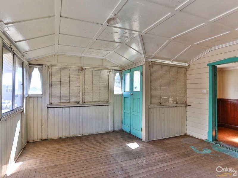 10 Aubigny Street, East Toowoomba QLD 4350