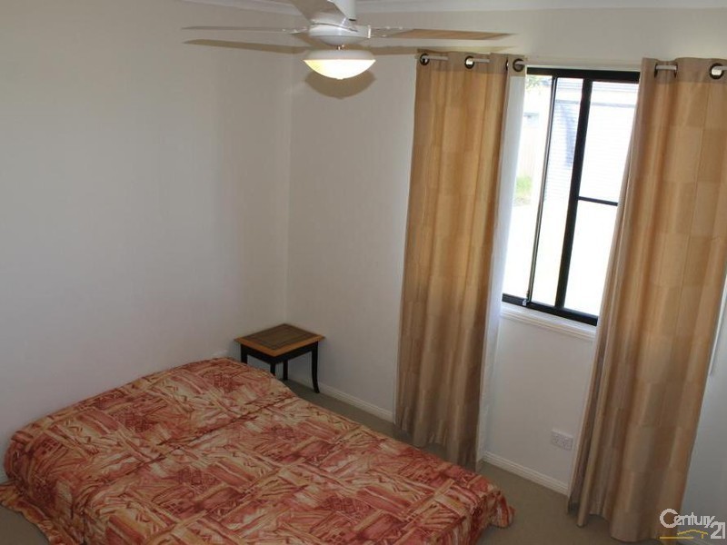 5 Russell Court, Wyreema QLD 4352