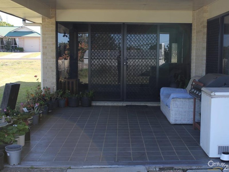 5 Russell Court, Wyreema QLD 4352