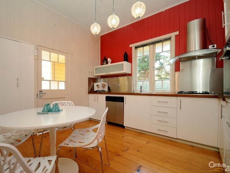 57 Mary Street, Mount Lofty QLD 4350