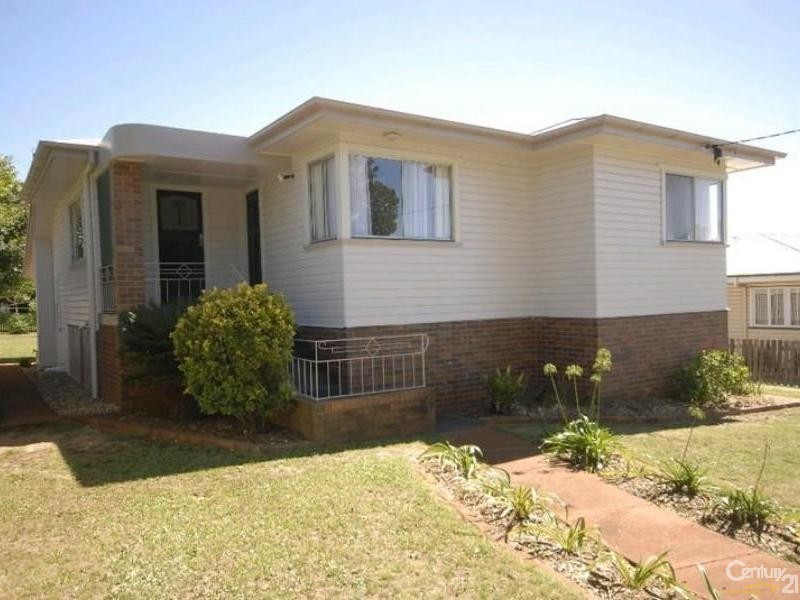 167 North Street, Rockville QLD 4350