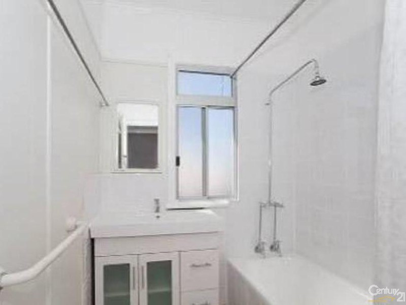 167 North Street, Rockville QLD 4350