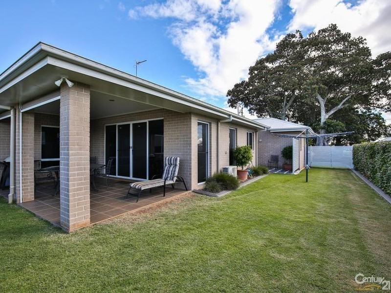 324 Ramsay Street, Middle Ridge QLD 4350