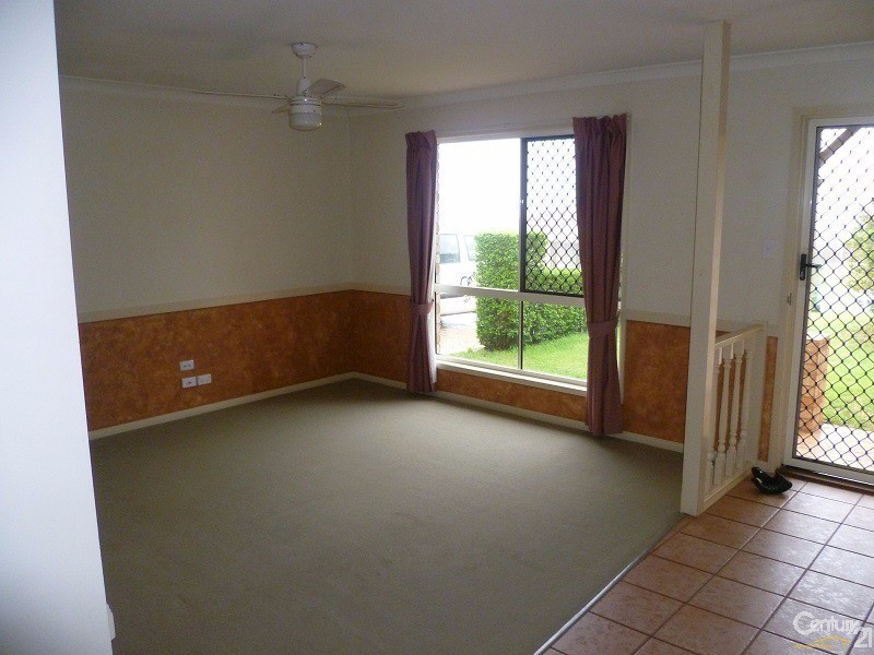 6 Batch Court, Harristown QLD 4350