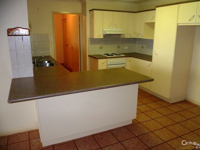 6 Batch Court, Harristown QLD 4350