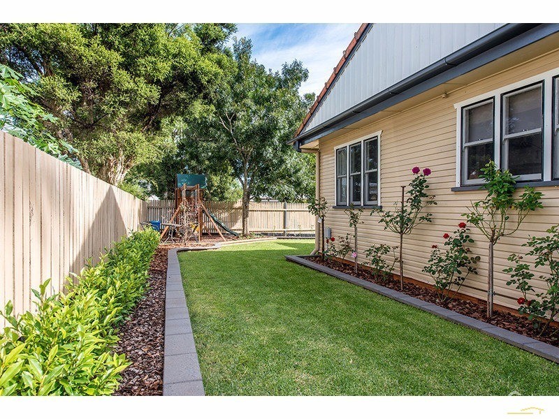 15 Queen Street, East Toowoomba QLD 4350