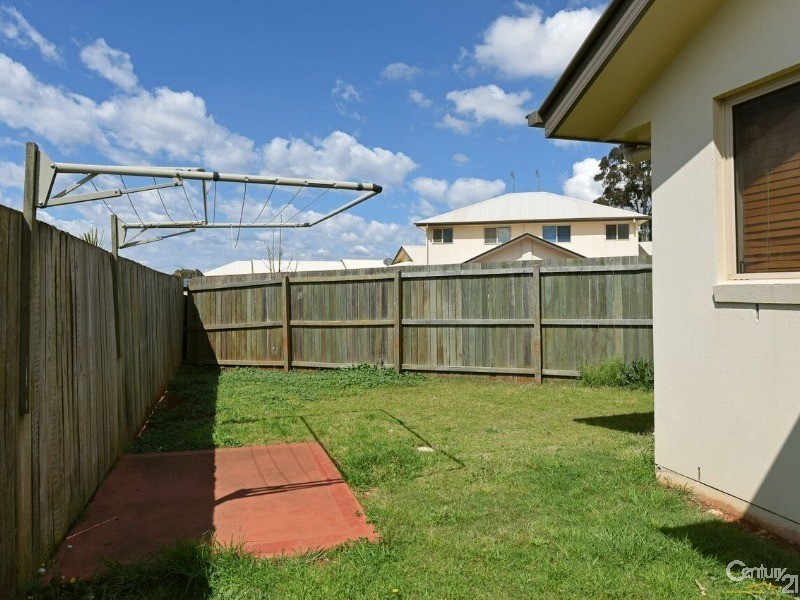 6/16 Anzac Avenue, Newtown QLD 4350