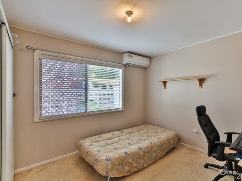 16 Skehan Street, Centenary Heights QLD 4350