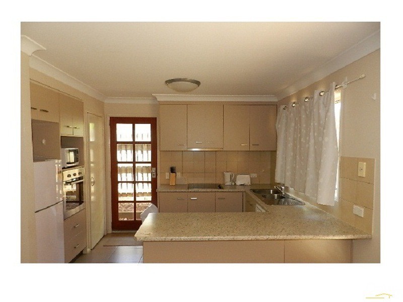 The Groves – 16 Anzac Avenue, Newtown QLD 4350