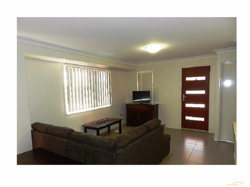 The Groves – 16 Anzac Avenue, Newtown QLD 4350