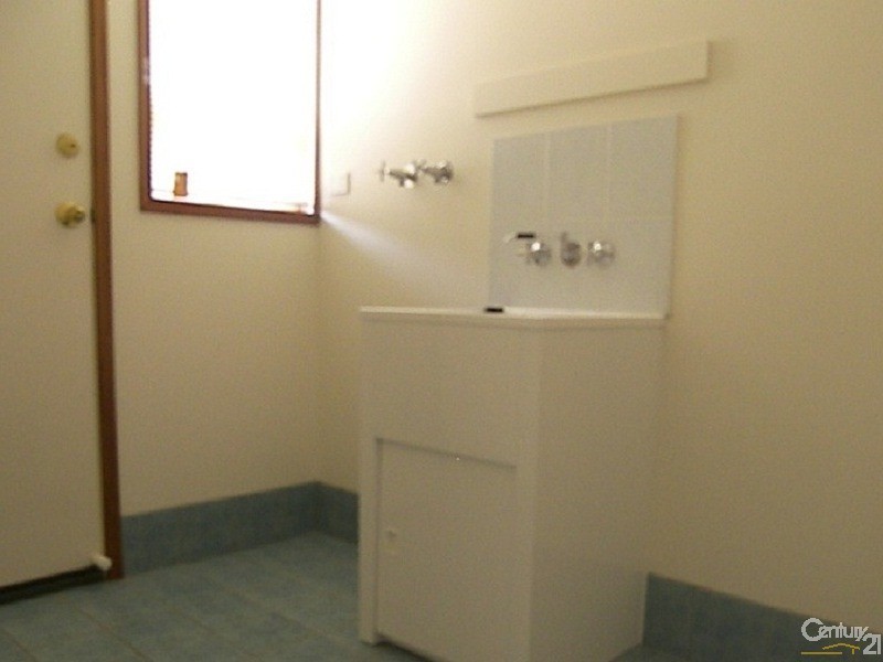 13 Elvery Court, Middle Ridge QLD 4350