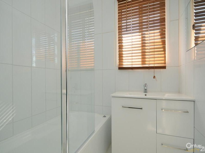 4 Airforce Road, Helidon QLD 4344