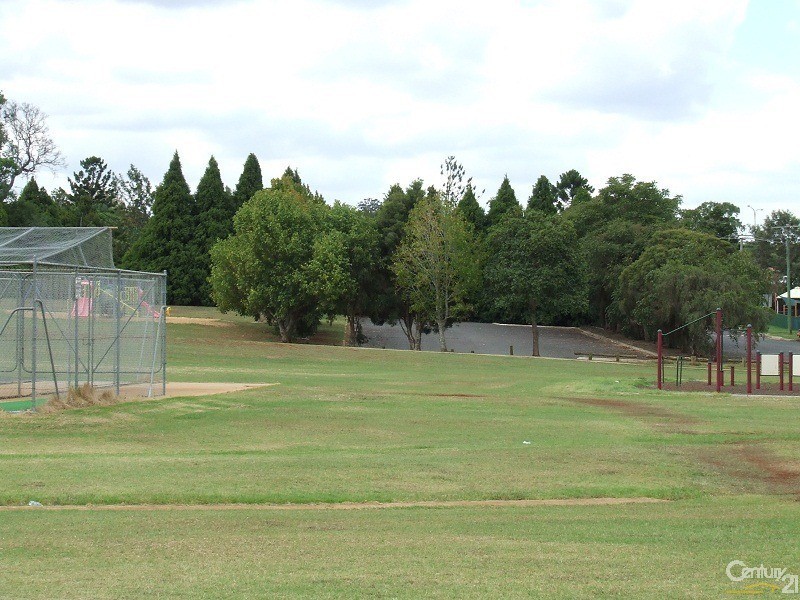 5/32 Stone Street, Wilsonton QLD 4350