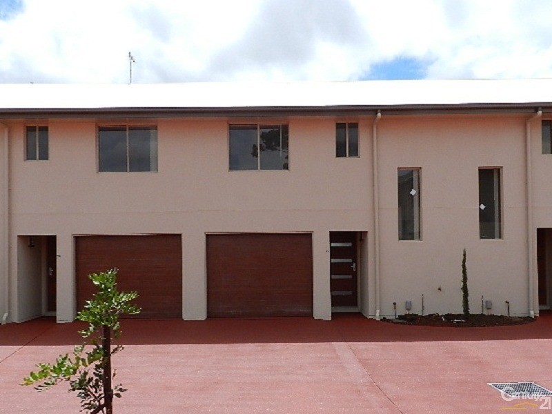 30/16 Anzac Avenue, Newtown QLD 4350