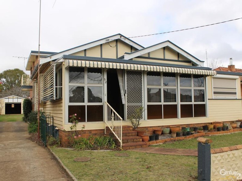 52 Wallace Street, Newtown QLD 4350