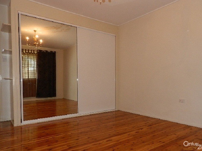 1 Farr Street, Kearneys Spring QLD 4350